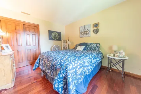 4370 Washington Street Columbus IN 47203