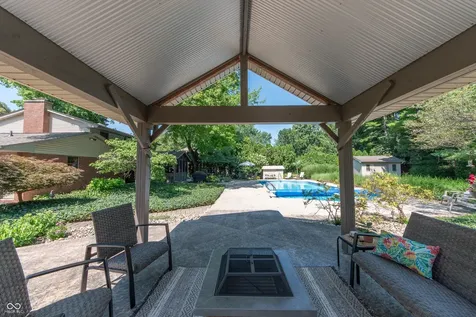 4370 Washington Street Columbus IN 47203