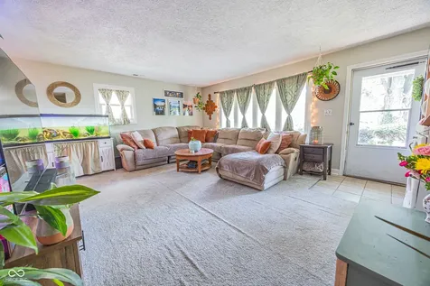 6520 W 15th Street Indianapolis IN 46214
