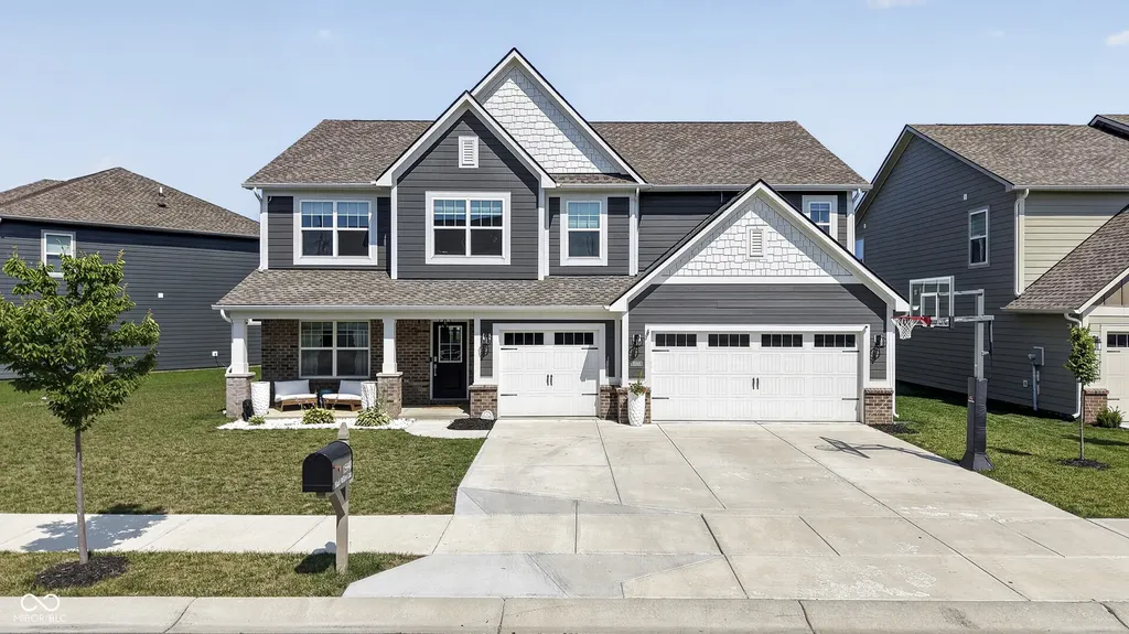 15948 Black Willow Lane Fishers IN 46040