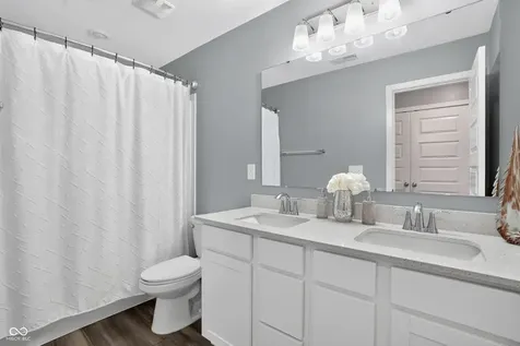 15948 Black Willow Lane Fishers IN 46040
