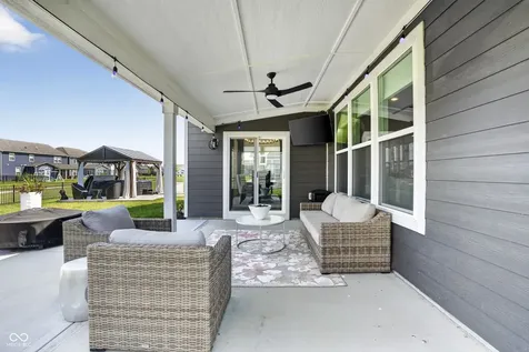 15948 Black Willow Lane Fishers IN 46040