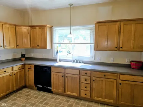 114 N Harrison Brazil IN 47834