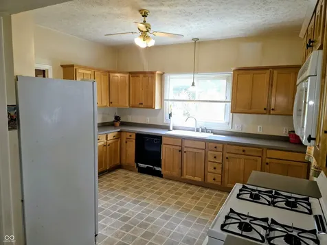 114 N Harrison Brazil IN 47834