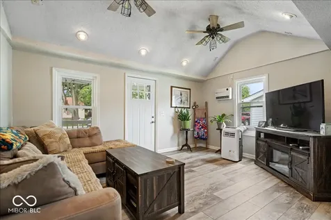 1815 Cherry Street Noblesville IN 46060