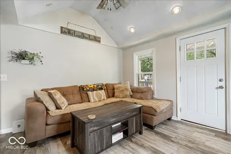 1815 Cherry Street Noblesville IN 46060