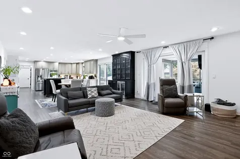 3891 Atherton Lane Greenwood IN 46143