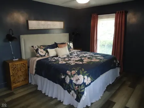 77 S 13th Avenue S Beech Grove IN 46107