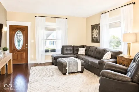 77 S 13th Avenue S Beech Grove IN 46107