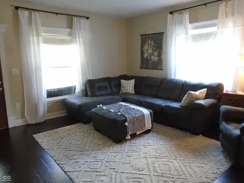 77 S 13th Avenue S Beech Grove IN 46107