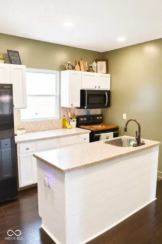 77 S 13th Avenue S Beech Grove IN 46107