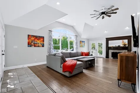 6454 Central Avenue Indianapolis IN 46220