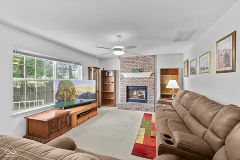 923 Stave Oak Drive Beech Grove IN 46107