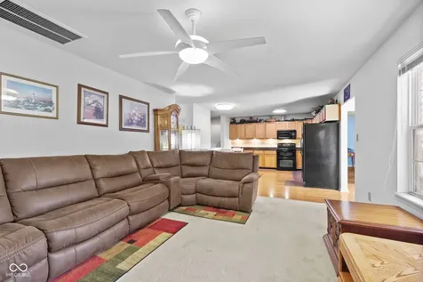 923 Stave Oak Drive Beech Grove IN 46107