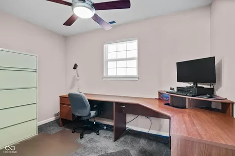 923 Stave Oak Drive Beech Grove IN 46107