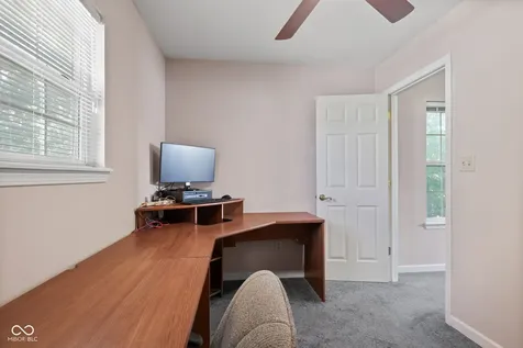 923 Stave Oak Drive Beech Grove IN 46107