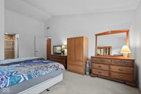 923 Stave Oak Drive Beech Grove IN 46107