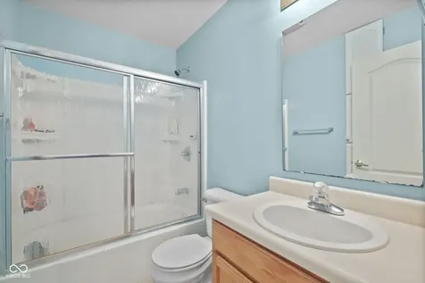 923 Stave Oak Drive Beech Grove IN 46107