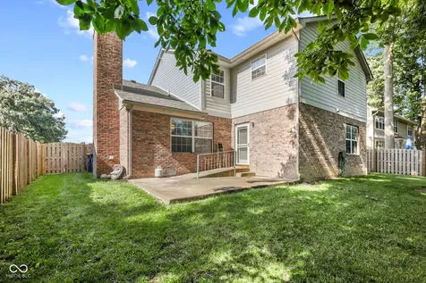 923 Stave Oak Drive Beech Grove IN 46107
