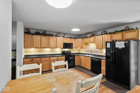 923 Stave Oak Drive Beech Grove IN 46107