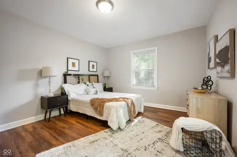 5245 E Market Street Indianapolis IN 46219