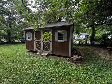 501 E Howard Street Waveland IN 47989