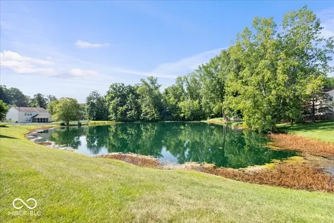 235 Thornburg Park Brownsburg IN 46112