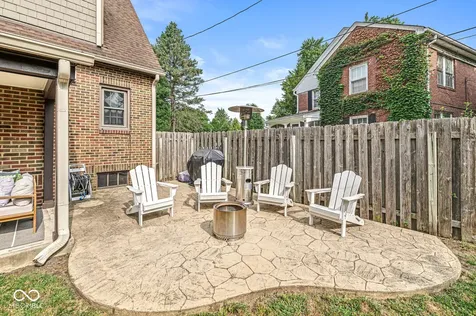 6059 N Park Avenue Indianapolis IN 46220