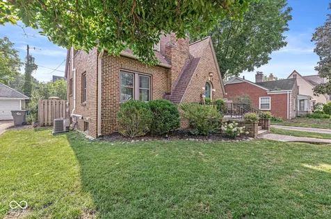 6059 N Park Avenue Indianapolis IN 46220