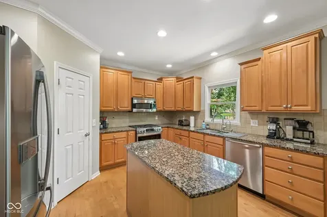 10308 Woods Edge Drive Fishers IN 46037