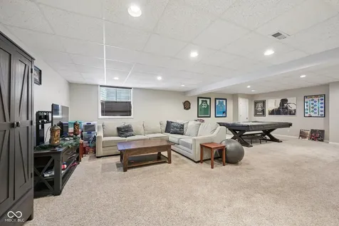10308 Woods Edge Drive Fishers IN 46037