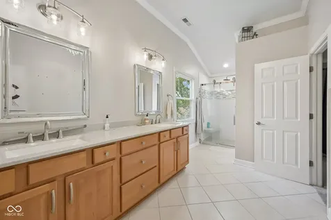 10308 Woods Edge Drive Fishers IN 46037