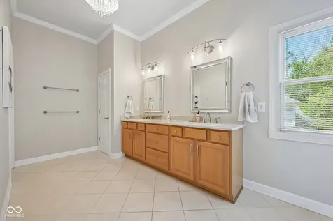 10308 Woods Edge Drive Fishers IN 46037
