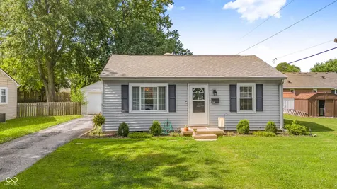 156 E Carlisle Street Mooresville IN 46158