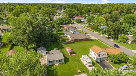 156 E Carlisle Street Mooresville IN 46158