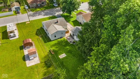 156 E Carlisle Street Mooresville IN 46158