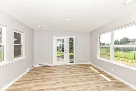 7884 Sergi Canyon Drive Indianapolis IN 46217