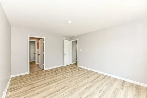 7884 Sergi Canyon Drive Indianapolis IN 46217