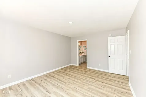 7884 Sergi Canyon Drive Indianapolis IN 46217