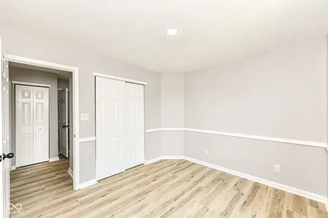 7884 Sergi Canyon Drive Indianapolis IN 46217
