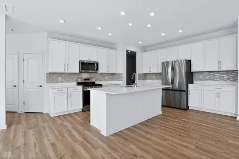 861 Adler Drive Avon IN 46123