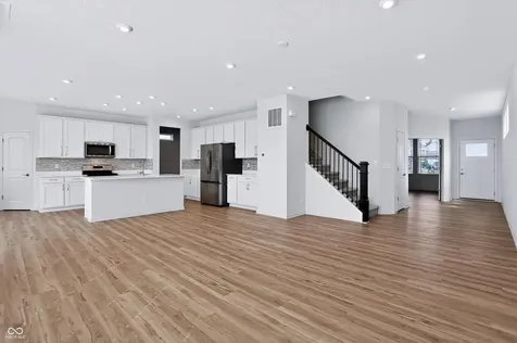 861 Adler Drive Avon IN 46123