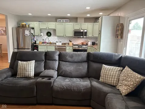 169 Pinedale Drive Whiteland IN 46184