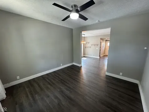 75 W Pearl Street Greenwood IN 46142