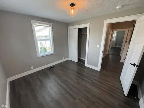 75 W Pearl Street Greenwood IN 46142