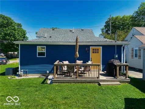 75 W Pearl Street Greenwood IN 46142