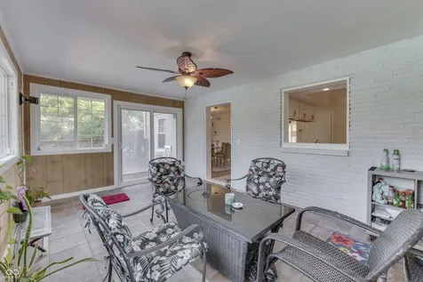 4206 Ridgeway Avenue Columbus IN 47203