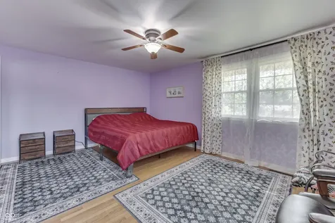 4206 Ridgeway Avenue Columbus IN 47203