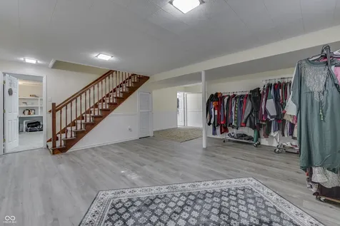 4206 Ridgeway Avenue Columbus IN 47203