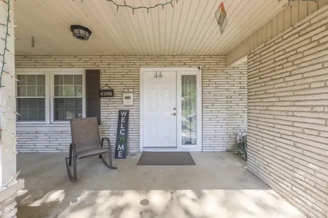 4206 Ridgeway Avenue Columbus IN 47203
